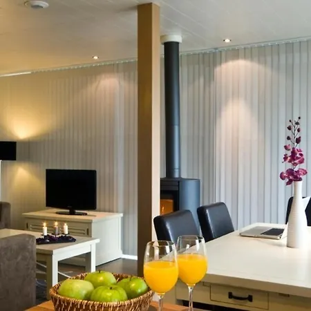 Golden Lakes Village Type 4 Chambres Maximum 8 Personnes Avec Sauna