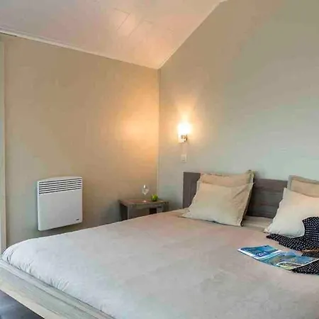 Сasa de vacaciones Golden Lakes Village Type 4 Chambres Maximum 8 Personnes Avec Sauna