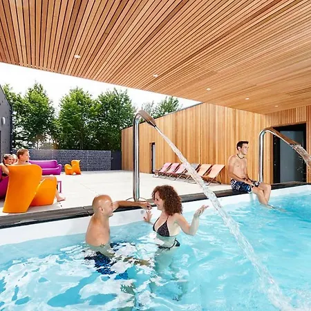 Сasa de vacaciones Golden Lakes Village Type 4 Chambres Maximum 8 Personnes Avec Sauna *