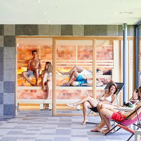 Golden Lakes Village Type 4 Chambres Maximum 8 Personnes Avec Sauna *