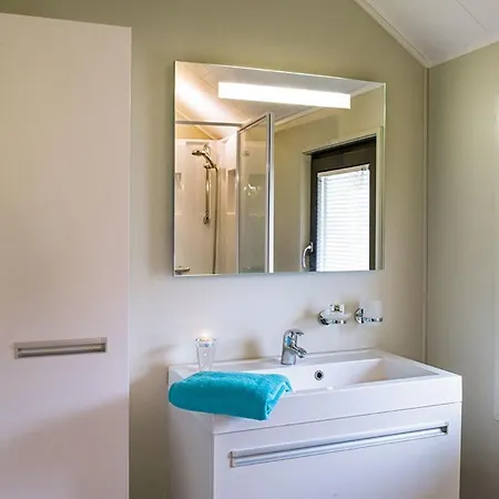 Golden Lakes Village Type 4 Chambres Maximum 8 Personnes Avec Sauna Сasa de vacaciones